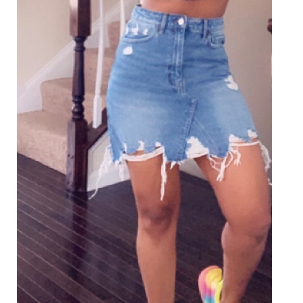 Distress jeans skirt